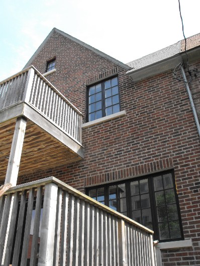 Brick wall re-pointing